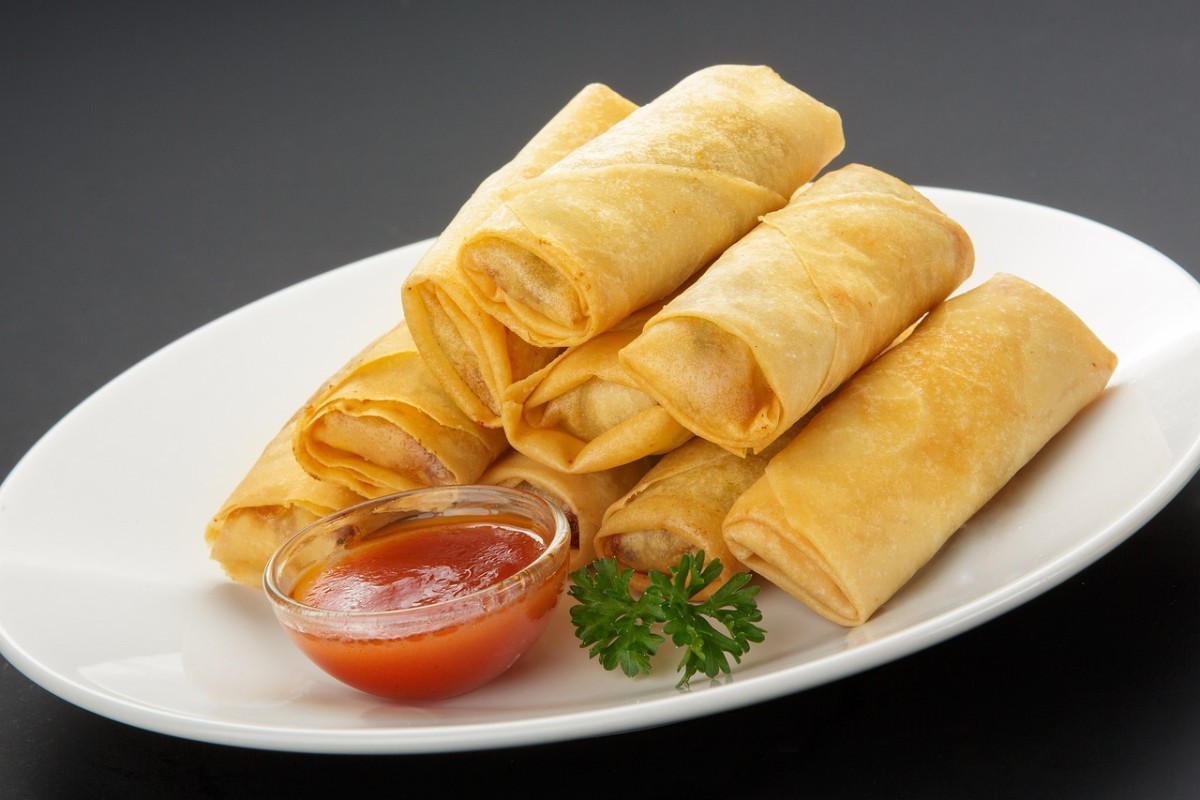 Gak Perlu Liburan Ke Semarang Kalau Mau Coba Makanan Sejuta Umat Ini, 8 Langkah Bikin Lumpia Lengkap Dengan Saus Khasnya, Cocok Buat Ide Jualan